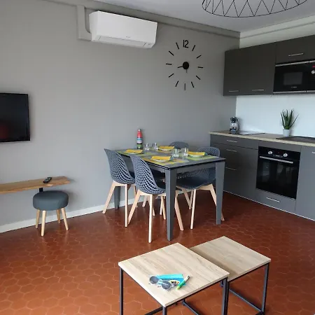 T3 150 M De La Plage, Climatisation, Piscine Et Parking Privatif - * לה לבאנדו